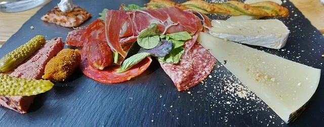 el tapeo madrileno arte y tradicion en los bares de la ciudad 3 Madrid guia online web