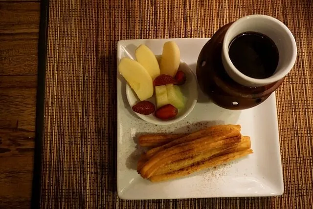 La merienda perfecta en Madrid: churros con chocolate en invierno Madrid Web tu guia online de Madrid empresas y negocios la merienda perfecta en madrid churros con chocolate en invierno 4 Madrid guia online web